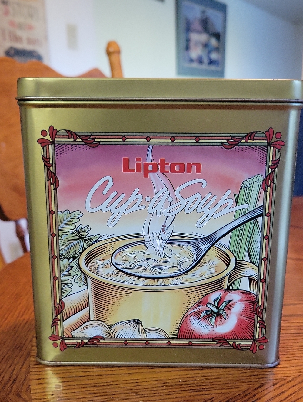 Cup-a-Soup Golden Tin - Warm Gold 7x6x4"